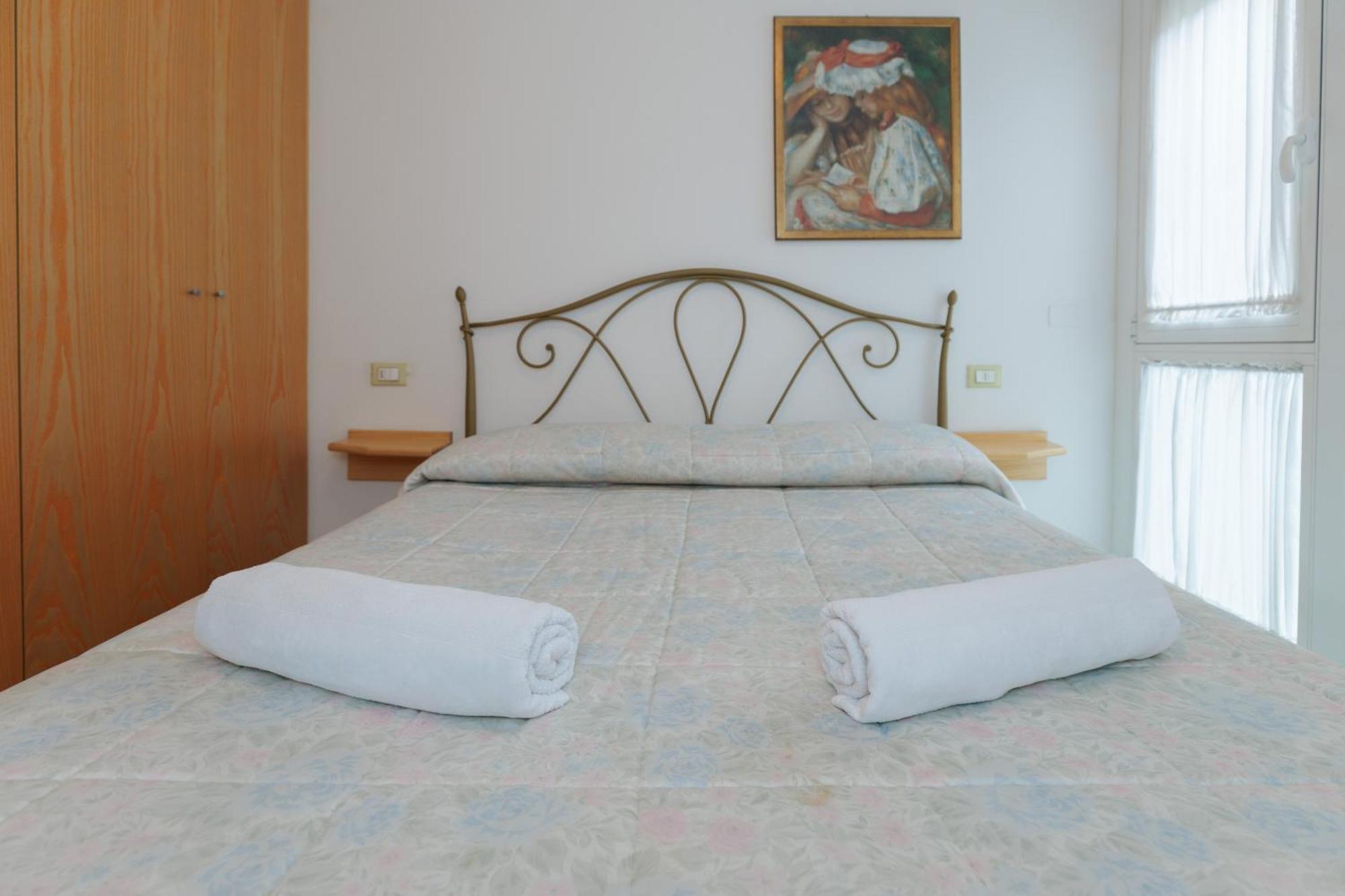 Jesolo Beach! Fronte Mare - Piscina Park E Posto Spiaggia Inclusi Ngoại thất bức ảnh